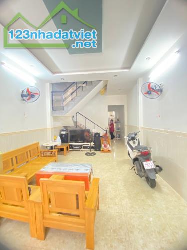 Bán nhà 2 tầng đường Hoa Lư- Nại Hiên Đông-Sơn Trà giá 3ty650 có thương lượng 0942992361