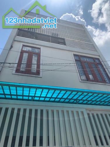 Chủ ngộp Bank cần bán nhà HXH Lê Văn Thịnh, Quận 2. 56m2, 4tầng, 7tỷ TL. tuấn 0902631439