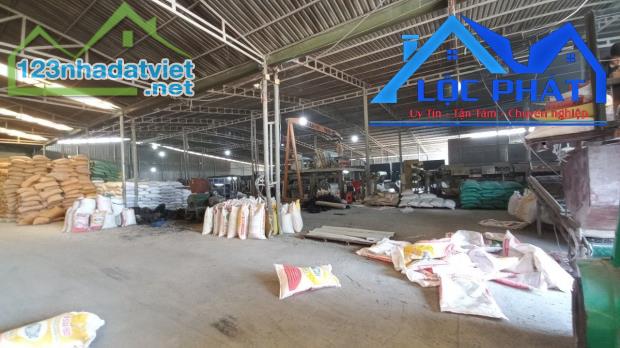 Bán xưởng Thiện Tân Vĩnh cửu 7.000 m2 Đồng Nai chỉ 19 tỷ - 2