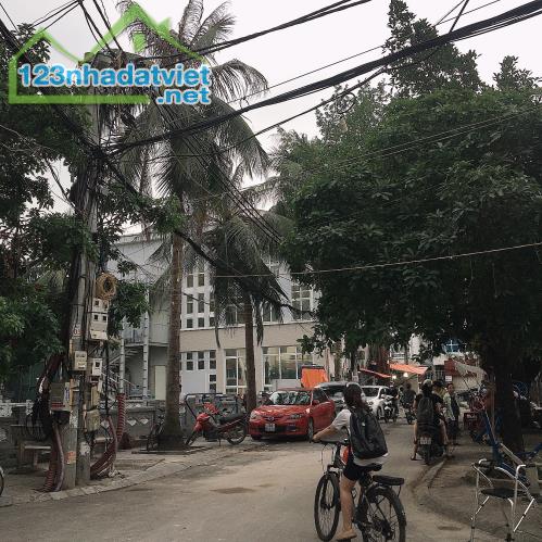 Hàng hiếm đất phố Lê Hồng Phong, Hà Đông 62m2, MT9.4m chia 2 lô đẹp giá 8.7 tỷ - 2