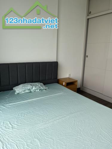 Chính chủ cho thuê căn hộ Vinhomes Symphony-66m 2n2wc-tầng trung-view ao sen-full đồ-16tr