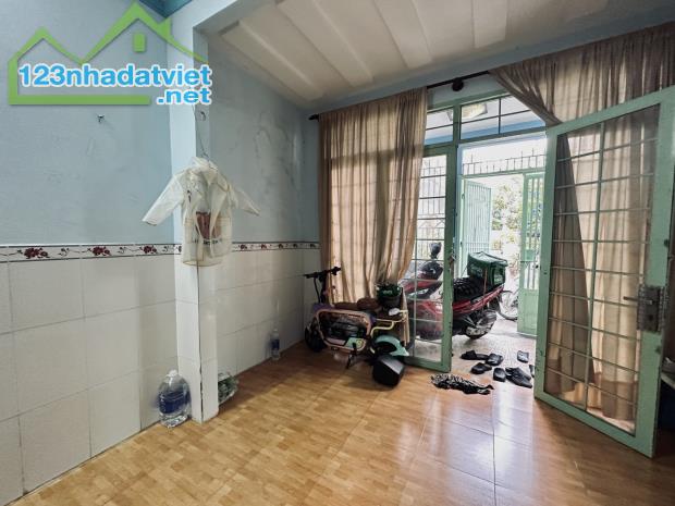 Nhà Hoàng Văn Thụ p8 Phú Nhuận 60m2 chỉ 5,3tỷ - 4
