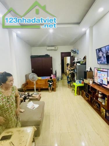 Mặt tiền Lê Thúc Hoạch,  Phú Thọ Hòa, Tân Phú, 80m2, 5 tầng, nhỉnh 13 tỷ