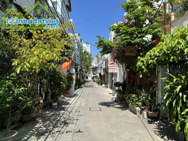 CẦN BÁN LÔ ĐẤT HẺM ĐƯỜNG NGUYỄN THỊ MINH KHAI, TP NHA TRANG GIÁ 7 TỶ - 2