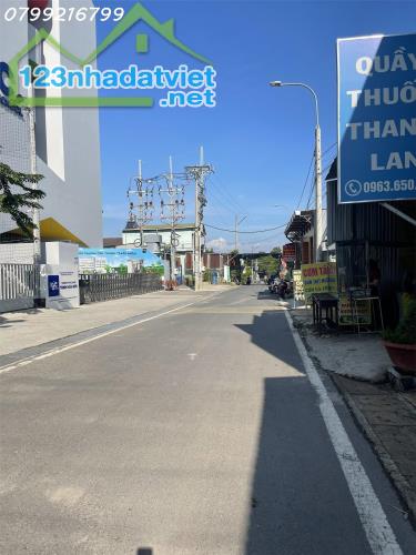 Nhà đẹp Bình Minh Trảng Bom Đồng Nai mới xây xong cần bán gấp 1 tỷ 6 trọn sổ. Lh 0799 216 - 1