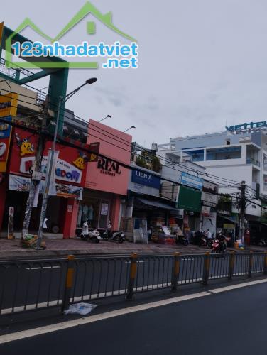 Giá chào 100 Tỷ, 11mx40m, Mặt Tiền Đường Nguyễn Thị Thập, P Bình Thuận, Quận 7 - 2