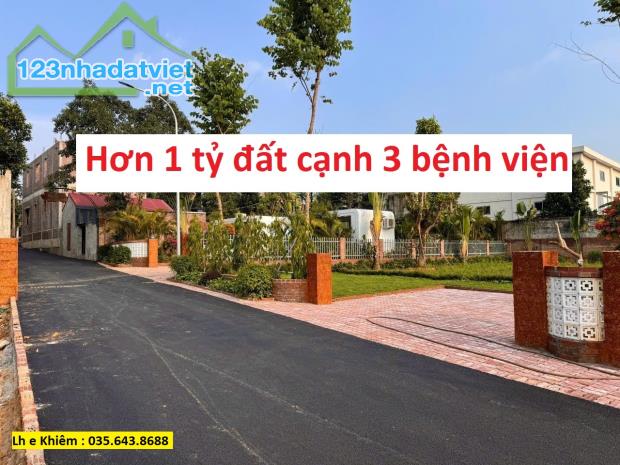 Vốn 1 tỷ, ô tô đỗ, Đất liền kề gần 5 bệnh viện, Gần CNC Hòa Lạc, Hà Nội