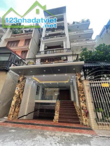 Bán Building 7 tầng Quận Nam Từ Liêm, 2 mặt tiền, DT: 102m2 MT 6m - Dòng tiền 100tr/tháng