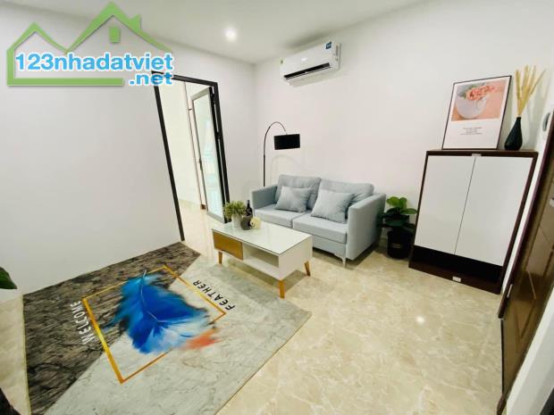 Bán cực gấp nhà phố Trần Quý Kiên, quận Cầu Giấy, DT 85m x 5 tầng, MT 6m, phân lô, giá 31 - 1