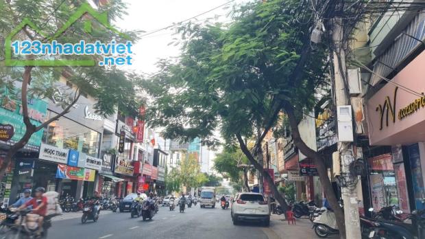 CẦN BÁN NHÀ 03 TẦNG MẶT TIỀN ĐƯỜNG QUANG TRUNG, TP NHA TRANG GIÁ 18,5 TỶ - 1