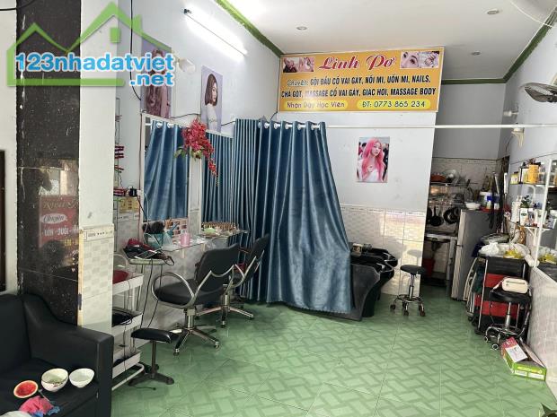 Sang tiệm nail – tóc nữ tại 81 Đường 138, Tân Phú, Q9. - 1