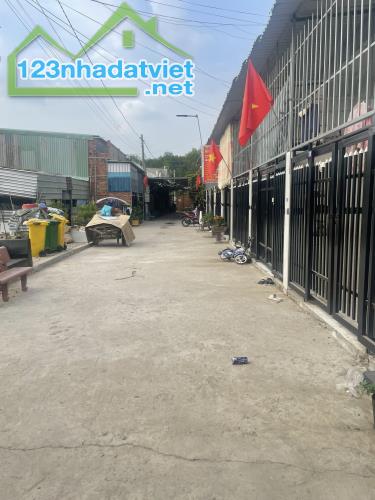 Chính chủ cần bán nhà sổ đỏ chung tại Phường Tân Phước Khánh, Tân Uyên, Bình Dương. - 2