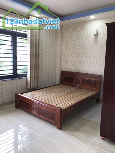 Bán nhà phố Đại Phúc Green Villas, DT 5x20, 3 lầu, giá 9.5 tỷ, LH: 0934.933.978