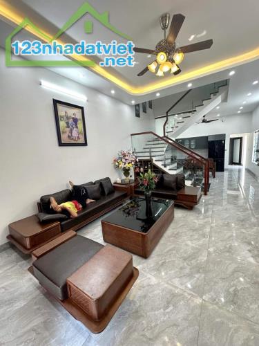 BÁN NHÀ NGÕ 6 MIÊU NHA 60M2, 4TẦNG, FULL CÔNG NĂNG OTO 20M NHỈNH 4 TỶ - 1