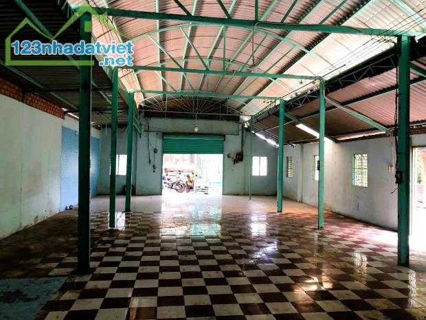 Cho thuê kho xưởng 200m2 đường số 2 Linh Xuân - 1