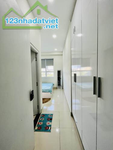 Làm việc quận 1, có nên thuê căn hộ Topaz mt Tạ Quang Bửu Quận 8, 67m2 2PN 8triệu - 1