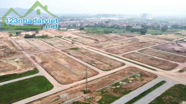 Bắc Giang: Bán đất Đình Trám Sen Hồ,  vị trí trung tâm giữa 4 KCN lớn  Đình Trám, Việt Hàn - 1