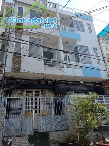 Nhà Cho thuê 4 x 16m đường Phú Định, P16, Q8. Giá 8tr - 1