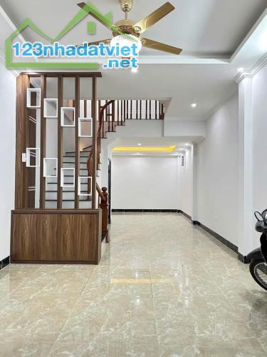 Bán nhà Xuân Phương, Gác Lửng, 39M 5 Tầng, 4P Ngủ, 30m ô tô đỗ giá 5.2 tỷ - 3