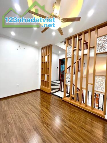 Bán nhà Xuân Phương, Gác Lửng, 39M 5 Tầng, 4P Ngủ, 30m ô tô đỗ giá 5.2 tỷ - 1