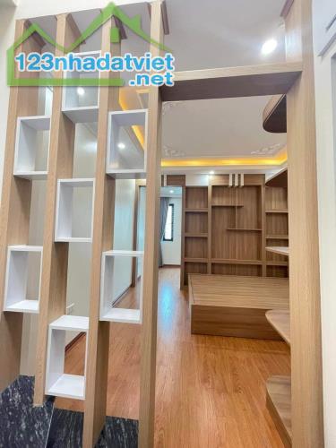 Bán nhà mới Tây Mỗ, Vinsmart City 33M 5 Tầng, 4P Ngủ, gần đường lớn giá 4.5 tỷ - 3