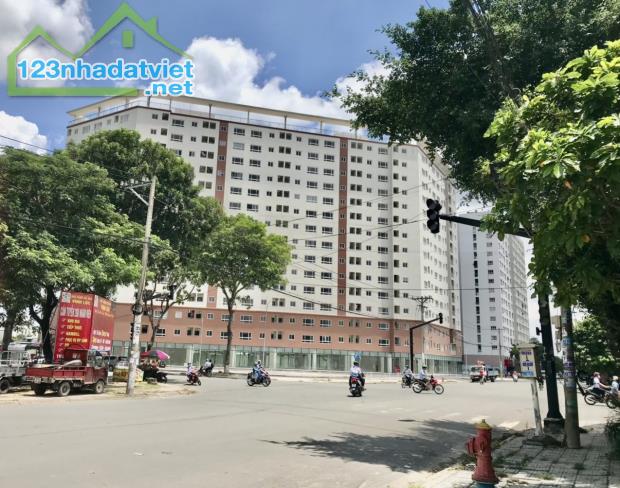 Bán căn hộ Green Town Bình Tân block B1 - 63m2/ 2.09tỷ , 68m2/ 2.15tỷ , hỗ trợ vay NH