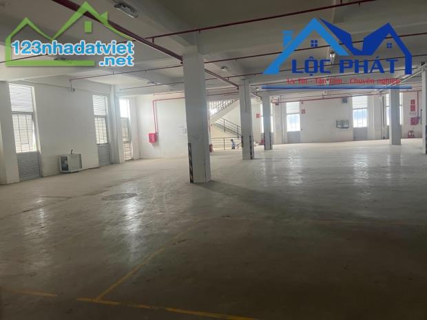 Bán nhà xưởng 8.500m2 . SKC giá 52 tỷ -Thiện Tân-Vĩnh Cửu-Đồng Nai - 2