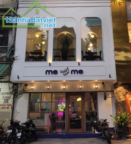 Cực Vip! Bán Nhà Mặt Phố Quảng Khánh, Tây Hồ 86m2x5T MT:4,5m Giá 36tỷ