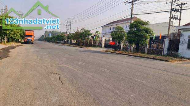 Cho thuê kho xưởng 19.000m² Đức Hòa, Long An giá 800tr/tháng Lh: 0949 861 287 - 2