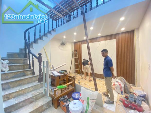 Bán Nhà Tây Sơn Đống Đa 28m Đẹp - 1