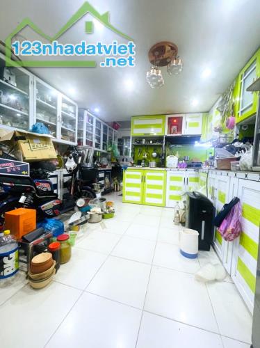 BÁN NHÀ NGUYỄN ĐÌNH CHIỂU, QUẬN 3, HẺM 4M CHIA BÀN CỜ, 5 CĂN RA MẶT TIỀN, 36Mx5, 7 TỶ x - 1