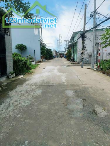Giảm sâu lô thổ cư 1 xẹc Nguyễn Cửu Phú 80m2 giá 1ty25 SHR đường ô tô tới đất