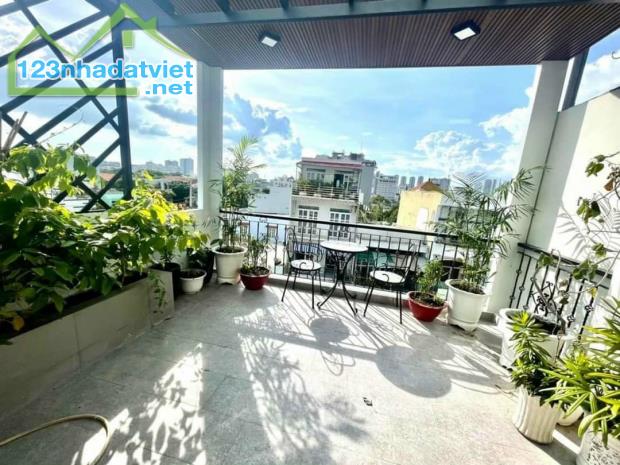 Chỉ 18 Tỷ 8, Nhà 4 Tầng, 4m2x14m, MT Đường Lâm Văn Bền, P Tân Quy, Quận 7