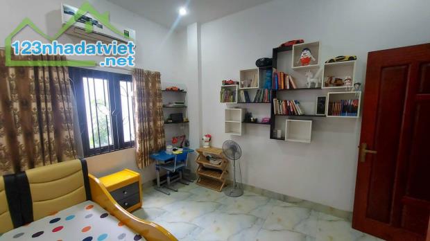 BÁN NHÀ 3 TẦNG ĐẦU GỀNH HÀ KHÁNH A,P.CAO XANH. DT:75M2,MT:5M - 4