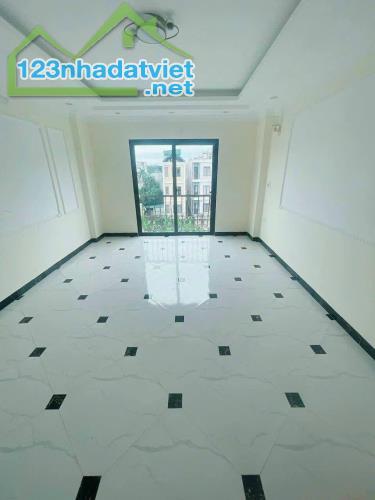 Nhà 4,5 Tầng 30m2 Trung Tâm La Tinh, Ô Tô Đỗ Gần Cách Yên Nghĩa 5 Ph Đi Xe - 2