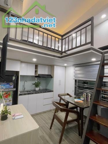 CHDV-7 Tầng Thang Máy-11 Phòng-Doanh Thu 45Tr/Tháng-Đường Yên Xá-Thanh Trì: Giá Nhỉnh 6 Tỷ