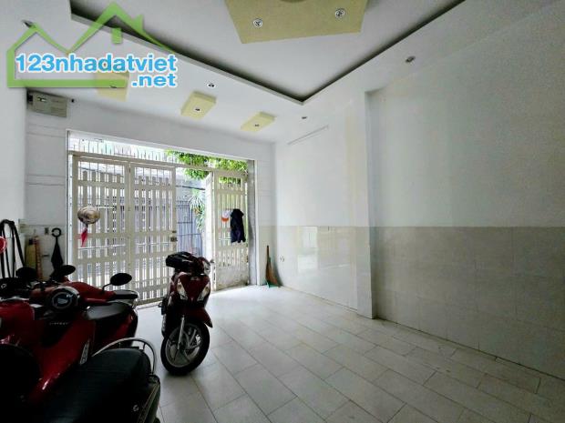 BÁN NHÀ BÌNH THẠNH NHÀ 64M2 nhà 3PN GIÁ TRÊN 7 TỶ