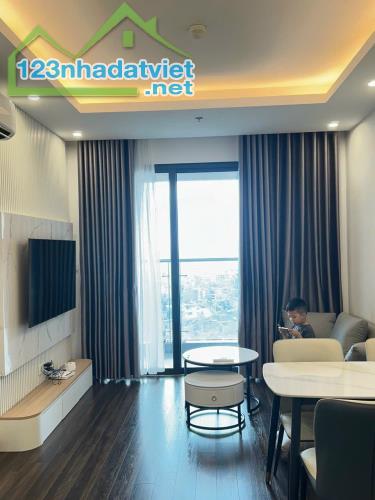 Cho thuê căn hộ 2 phòng ngủ chung cư Hoàng Huy Commerce, giá chỉ 12tr - 5