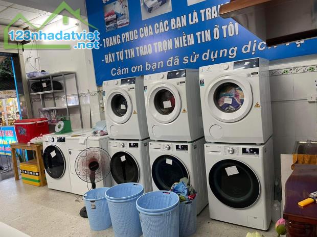 Cần sang lại mặt bằng giặt sấy đường Huỳnh Thiện Lộc , phường Hoà Thạnh , Tân Phú ,Hồ Chí