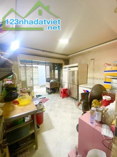 Bán nhà Bình Tân, đường Tỉnh Lộ 10, 52m2 (4,5x11,7m), hẻm 3m, nhỉnh 3 tỷ