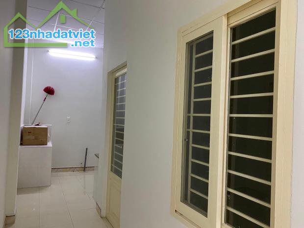 Bán nhà Bình Tân, đường Tỉnh Lộ 10, 52m2 (4,5x11,7m), hẻm 3m, nhỉnh 3 tỷ - 1