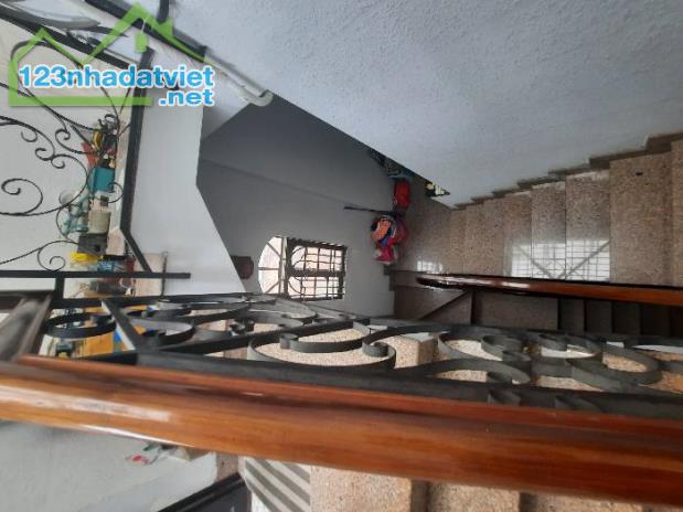 Nhà Bán MT Đường Số 79, Chỉ 12 Tỷ 7, 4 Tầng, 4m2x10, P Tân Quy, Quận 7 - 1