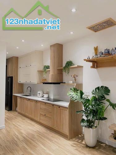 BÁN NHÀ DIỆN TÍCH 100M2 GIÁ 1TY750. SỔ HỒNG RIÊNG - 3