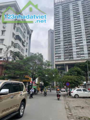 Bán nhà Nguyễn Hoàng - Nam Từ Liêm, mặt phố kinh doanh 81m2 MT 5m 23 tỷ