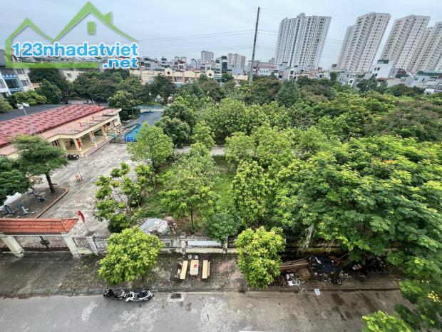 NHÀ DV KĐT KIẾN HƯNG, VỊ TRÍ SIÊU HIẾM, PHÂN LÔ VỈA HÈ ÔTÔ VIEW NHÀ VĂN HÓA, 50M2 9.48 TỶ - 5