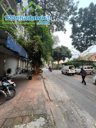 Bán đất phân lô Tam Trinh 60m mt4m oto, kinh doanh vỉa hè đá bóng