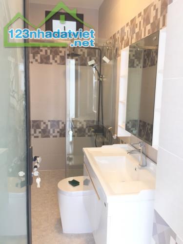 NHÀ ĐẶNG VĂN BI 89M2 (4x21)M, 4 TẦNG, 5PN, 6WC, THU NHẬP 20TR/TH, HẺM XE HƠI, CHỈ 8.9 TỶ.