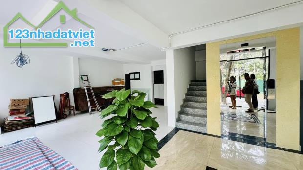 Bán Liền Kề Vip, KĐT Định Công, Quận Hoàng Mai, 83m x 5T, Mt 6.2m. Giá 17.5 tỷ. - 2