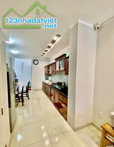 🏠 Bán Nhà Đường Điện Biên Phủ, Q.10 - DT 3.8x21m, 3 Tầng, Sổ Hồng Riêng, Chỉ 8.2 Tỷ! 🏠 - 3