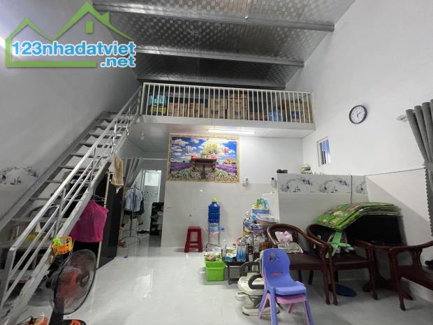 NHÀ ĐỐI DIỆN CỤM CÔNG NGHIỆP DIÊN PHÚ 75M2, MT: 5M Ô TÔ THÔNG GIÁ 1 TỶ 050